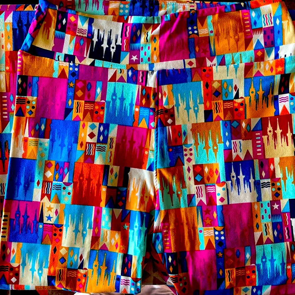 LulaRoe Disney Castle OS Leggings